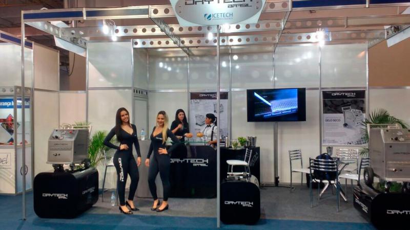 Máquina de jateamento de gelo seco